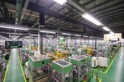 數智引擎，創新驅動——上海施耐德工控以智能化鑄造燈塔工廠新標桿